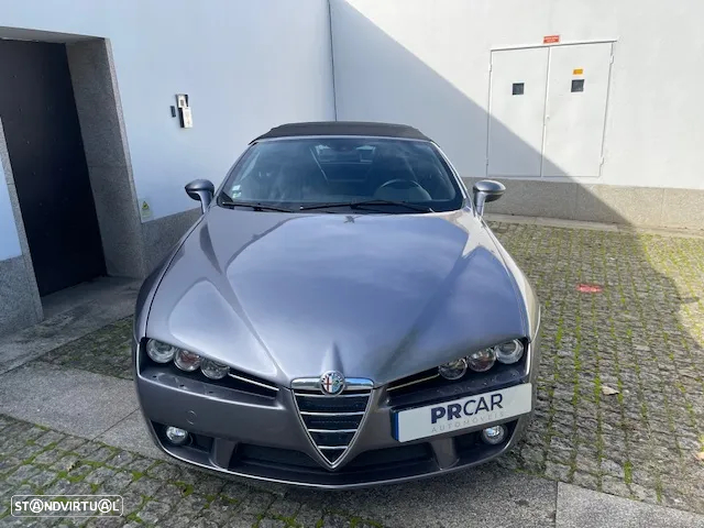 Alfa Romeo Spider - 11