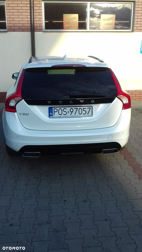 Volvo V60 D2 Momentum - 7
