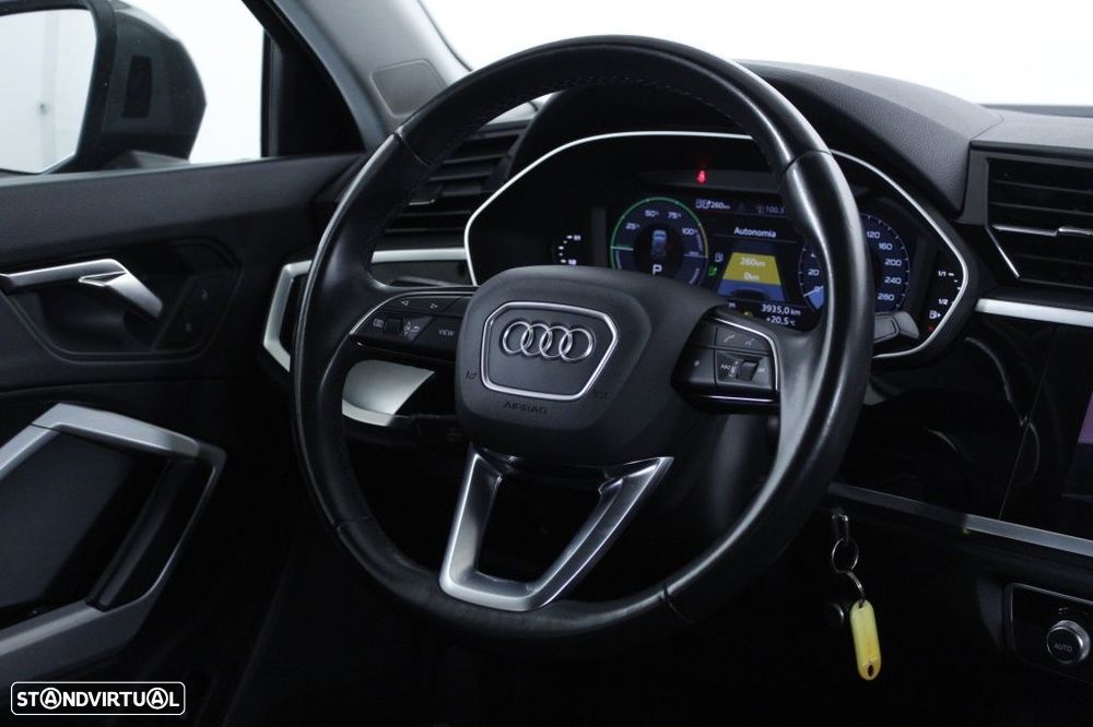 Audi Q3 Sportback 45 TFSIe S tronic - 17