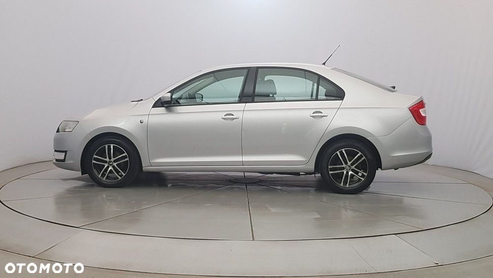Skoda RAPID - 4