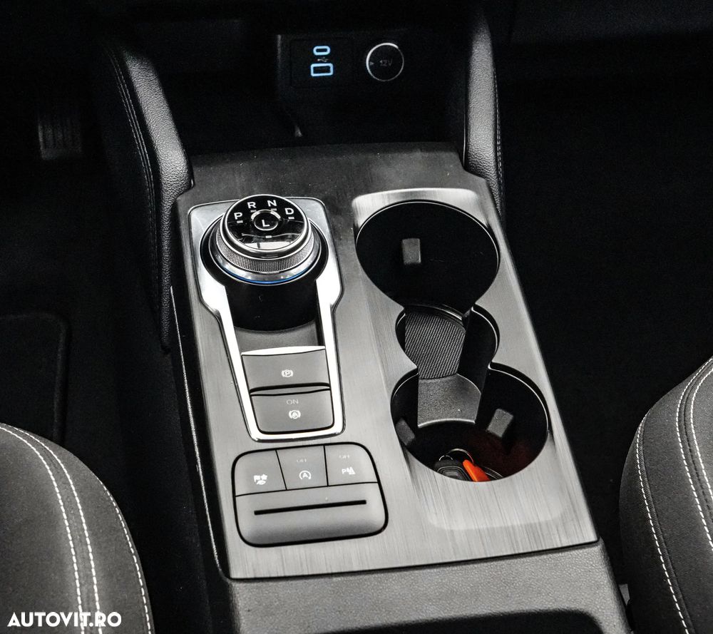 Ford Kuga 1.5 EcoBlue A8 FWD Titanium - 19