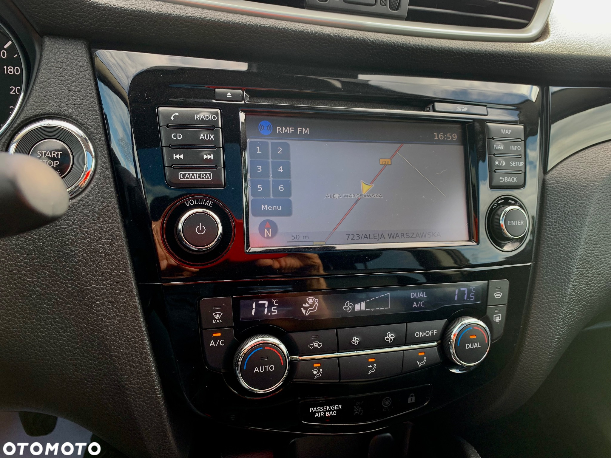 Nissan Qashqai 1.6 DCi Tekna EU6 - 25