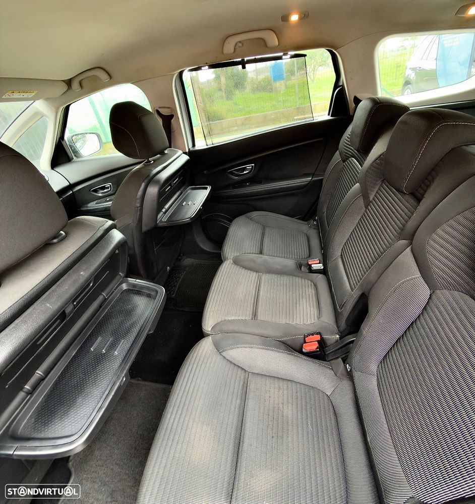 Renault Grand Scénic dCi 110 EDC LIMITED - 8
