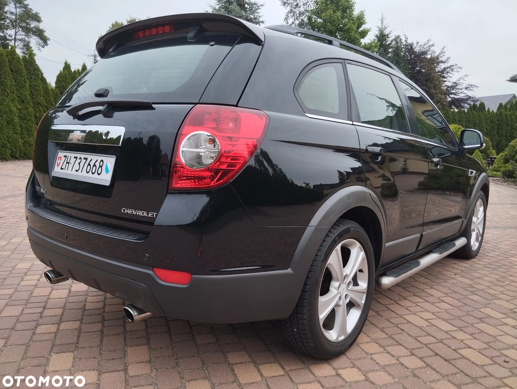 Chevrolet Captiva 2.4 AWD LT+ - 4