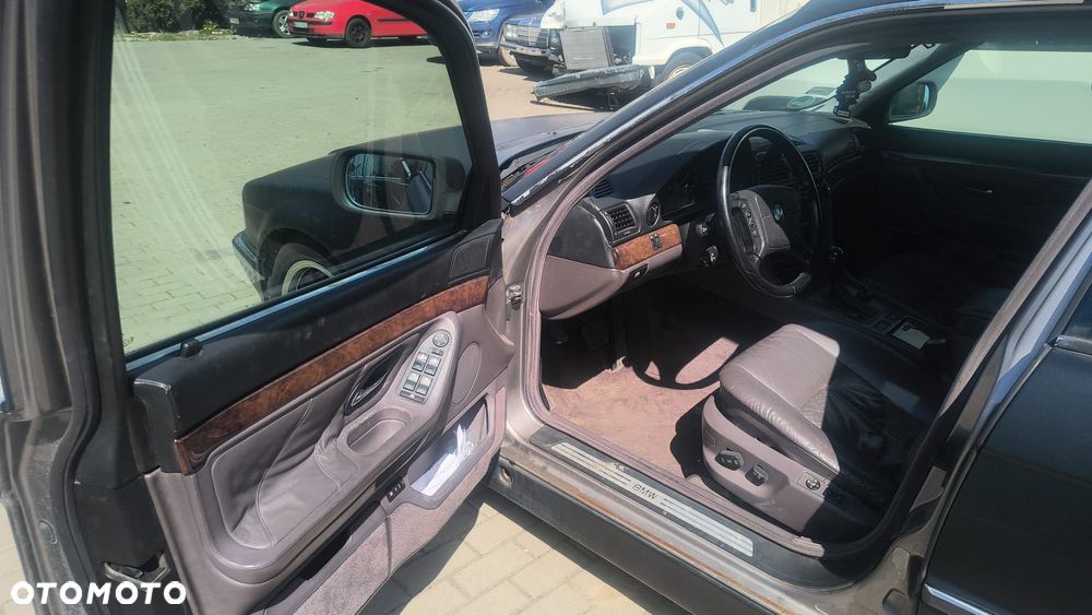 BMW Seria 7 - 6