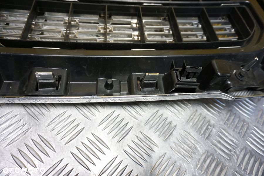 GMC SIERRA 2500 3500 HD 2015 - 2019 Atrapa Przód Grill Chrom 84089015 - 9