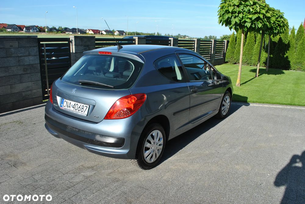 Peugeot 207 1.4 16V Trendy - 4