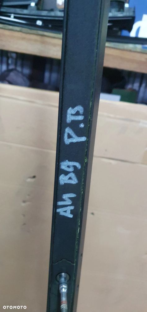 Relingi dachowe reling prawy lewy komplet Audi A4 B9 Kombi 8W9860021E 8W9860022E - 9