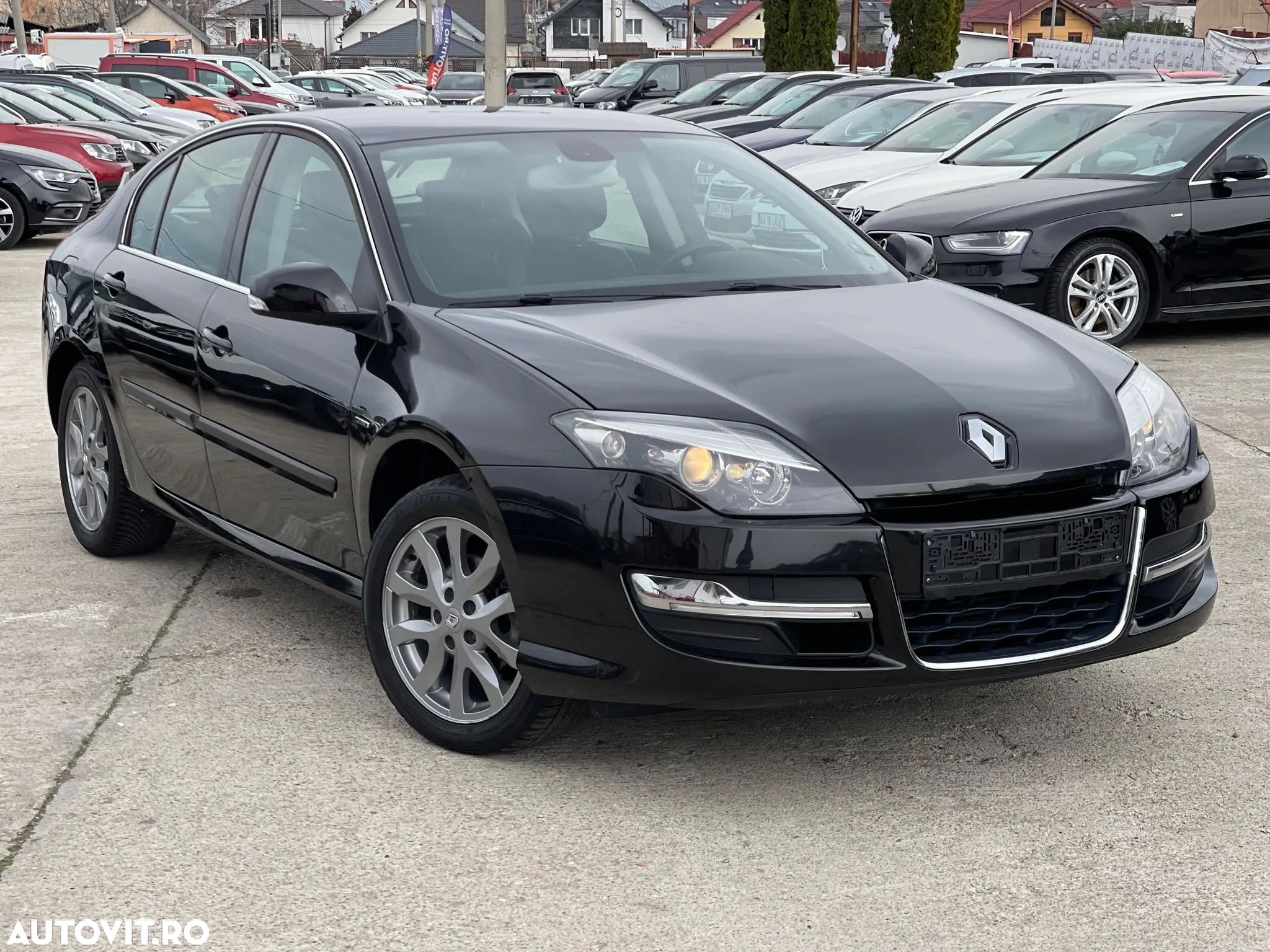 Renault Laguna dCi 110 FAP Limited - 1