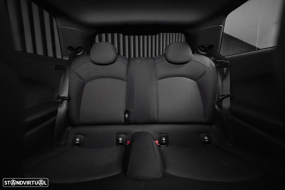 MINI 3 Portas One D - 27