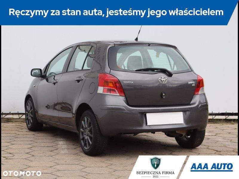 Toyota Yaris - 5
