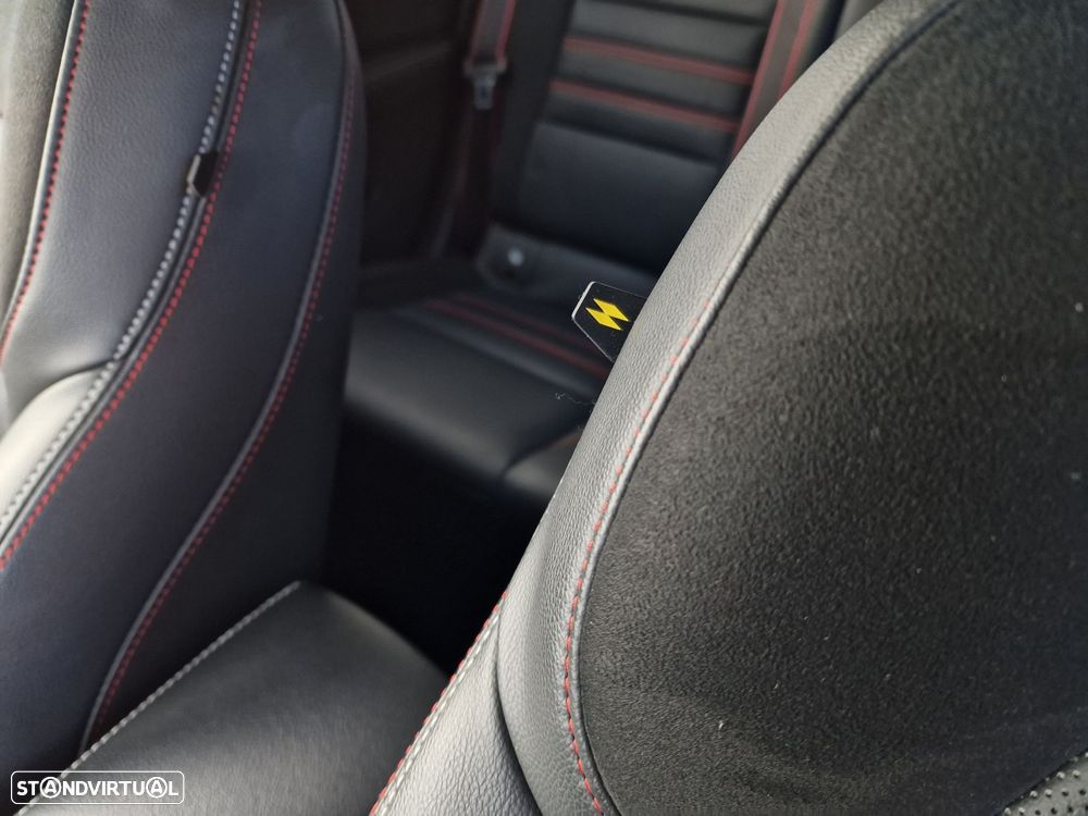 Renault Arkana 1.6 E-Tech R.S.Line - 16