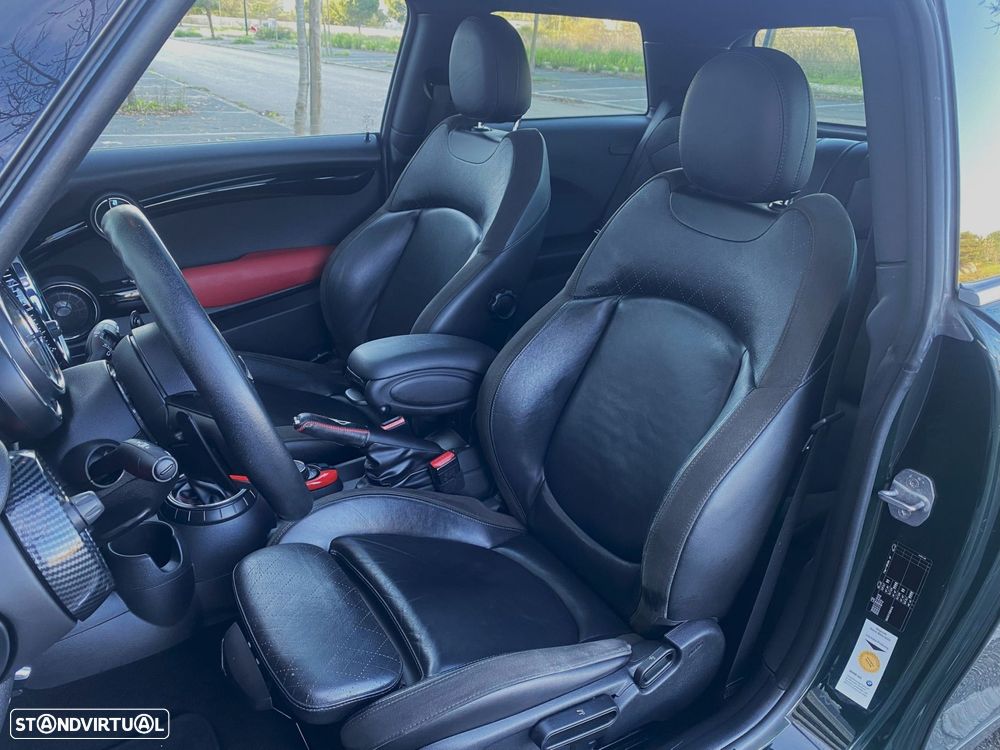 MINI 3 Portas John Cooper Works Auto Desportiva - 15