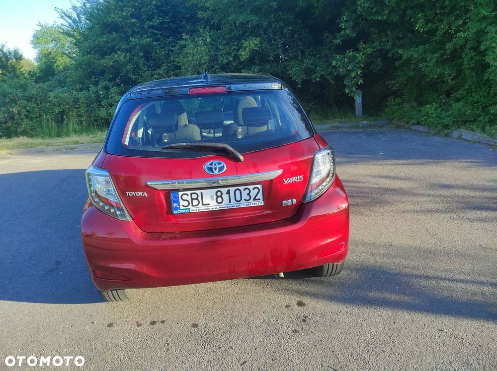 Toyota Yaris - 4