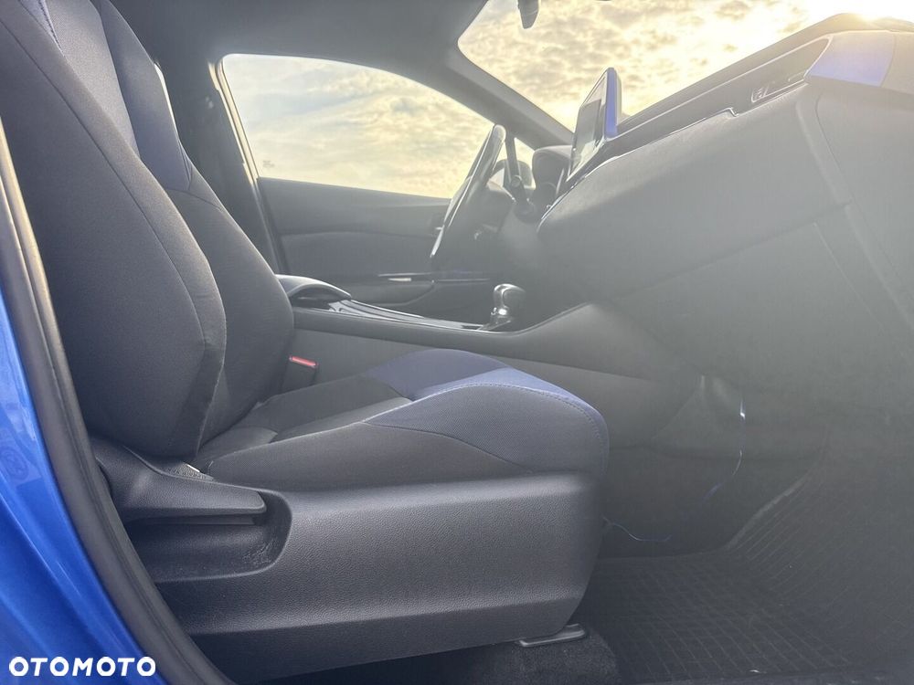 Toyota C-HR 1.8 Hybrid Dynamic - 10