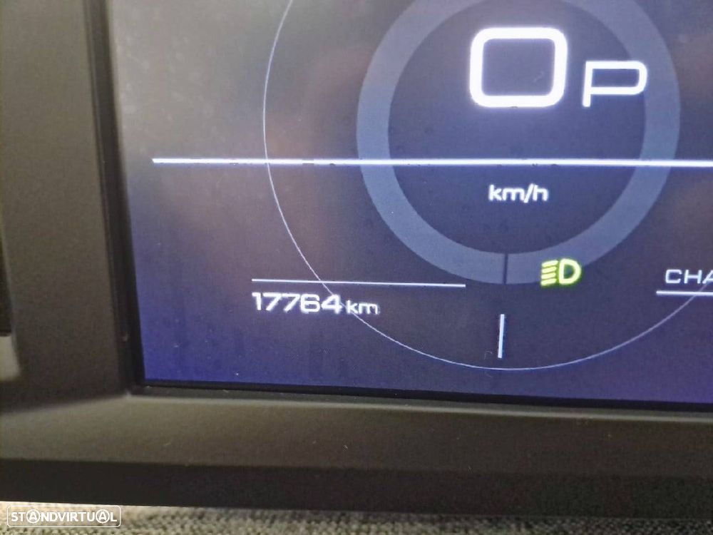 Peugeot 5008 1.2 Hybrid Allure e-DCS6 - 13