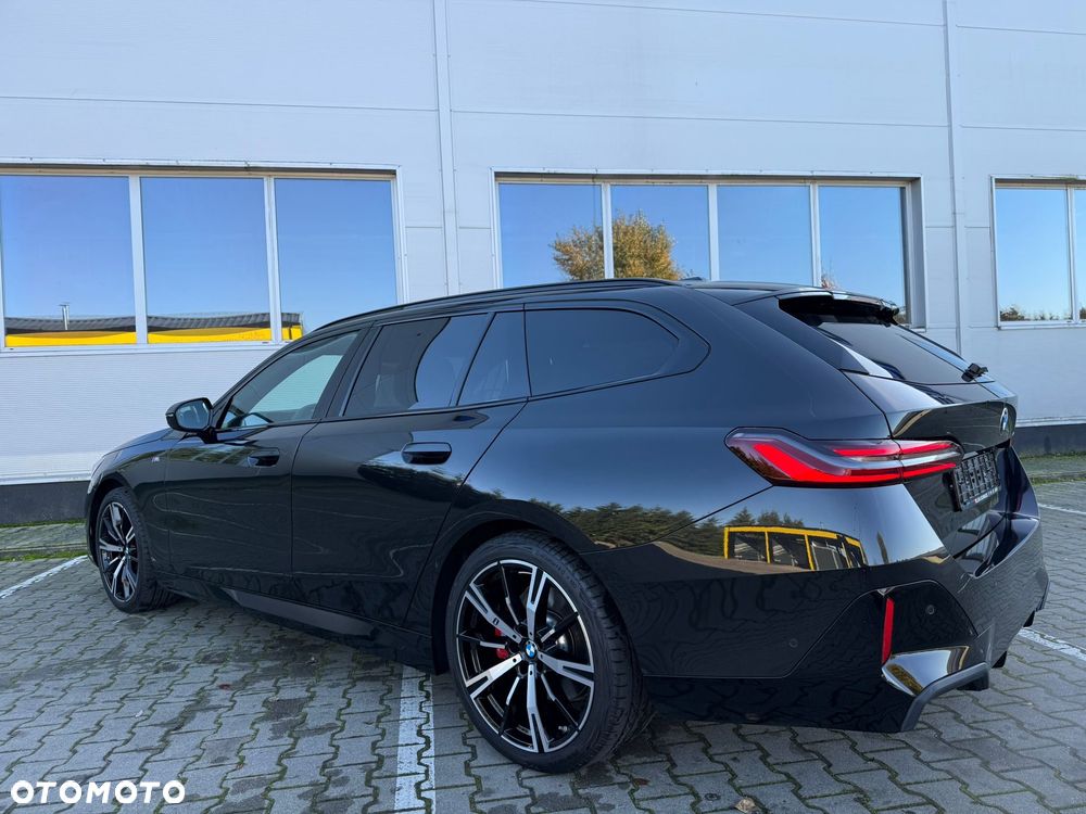 BMW Seria 5 520d xDrive Touring - 13