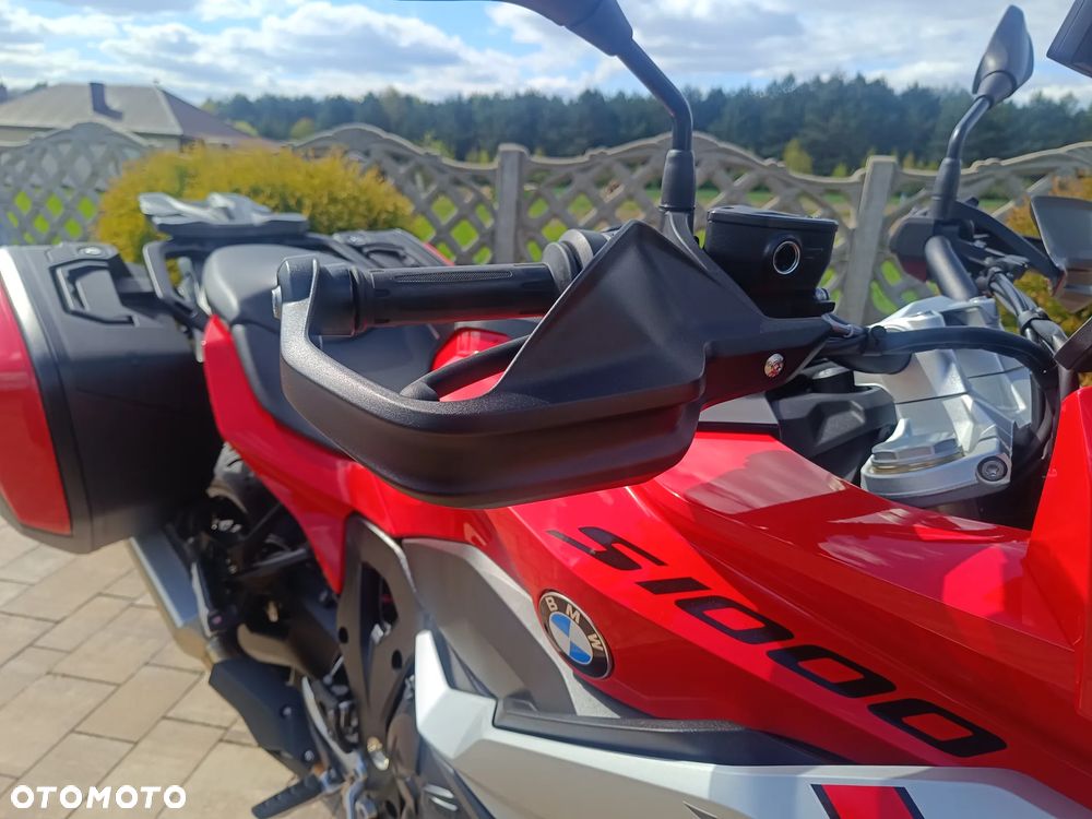 BMW XR - 15