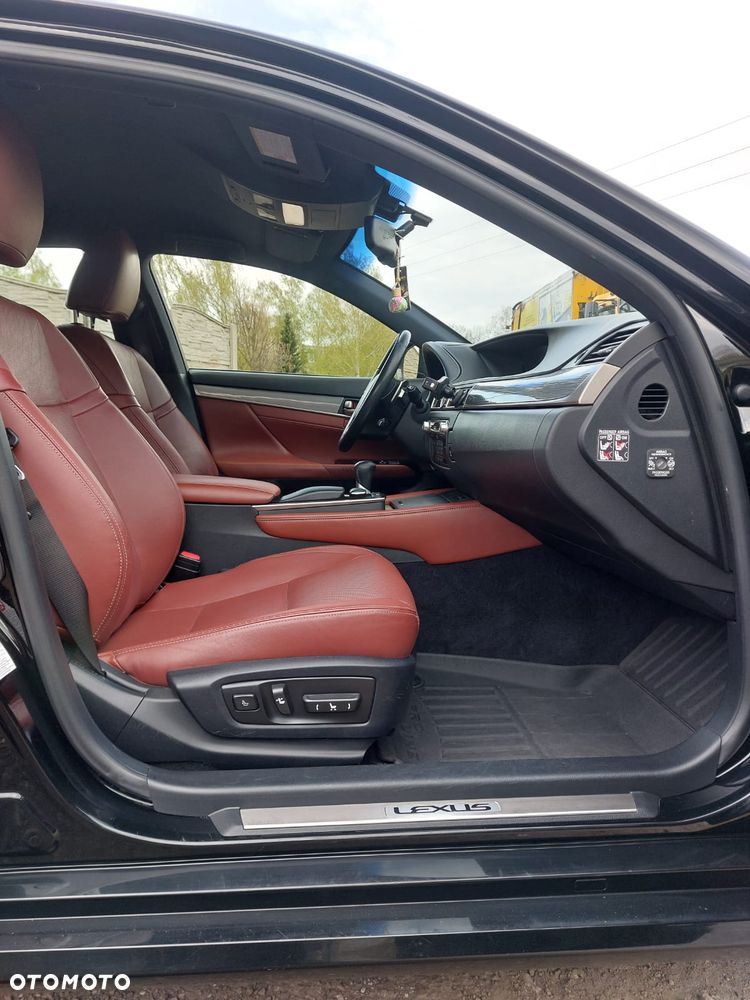 Lexus GS 350 F Sport AWD - 28