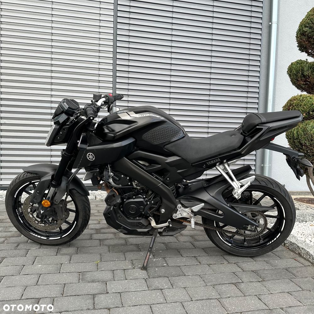 Yamaha MT - 8