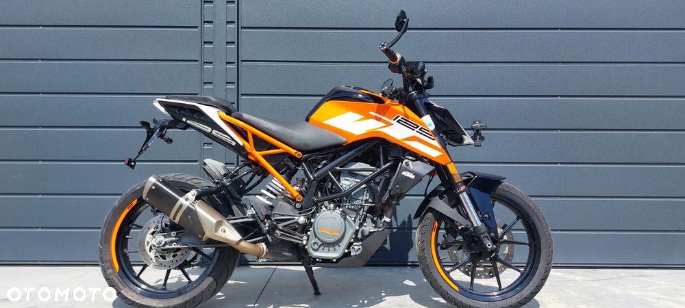 KTM Duke 125 - 21