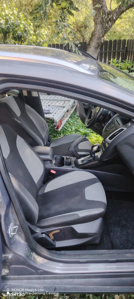 Ford Focus - 7