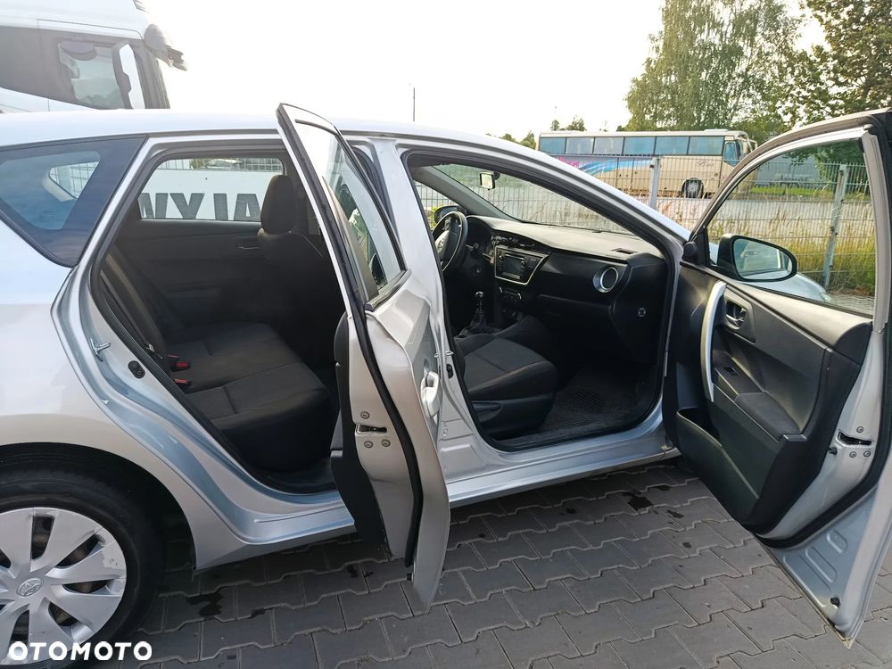 Toyota Auris 1.6 Active - 6