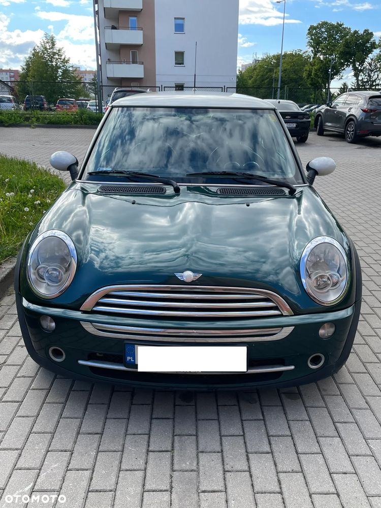 MINI Cooper Standard - 1
