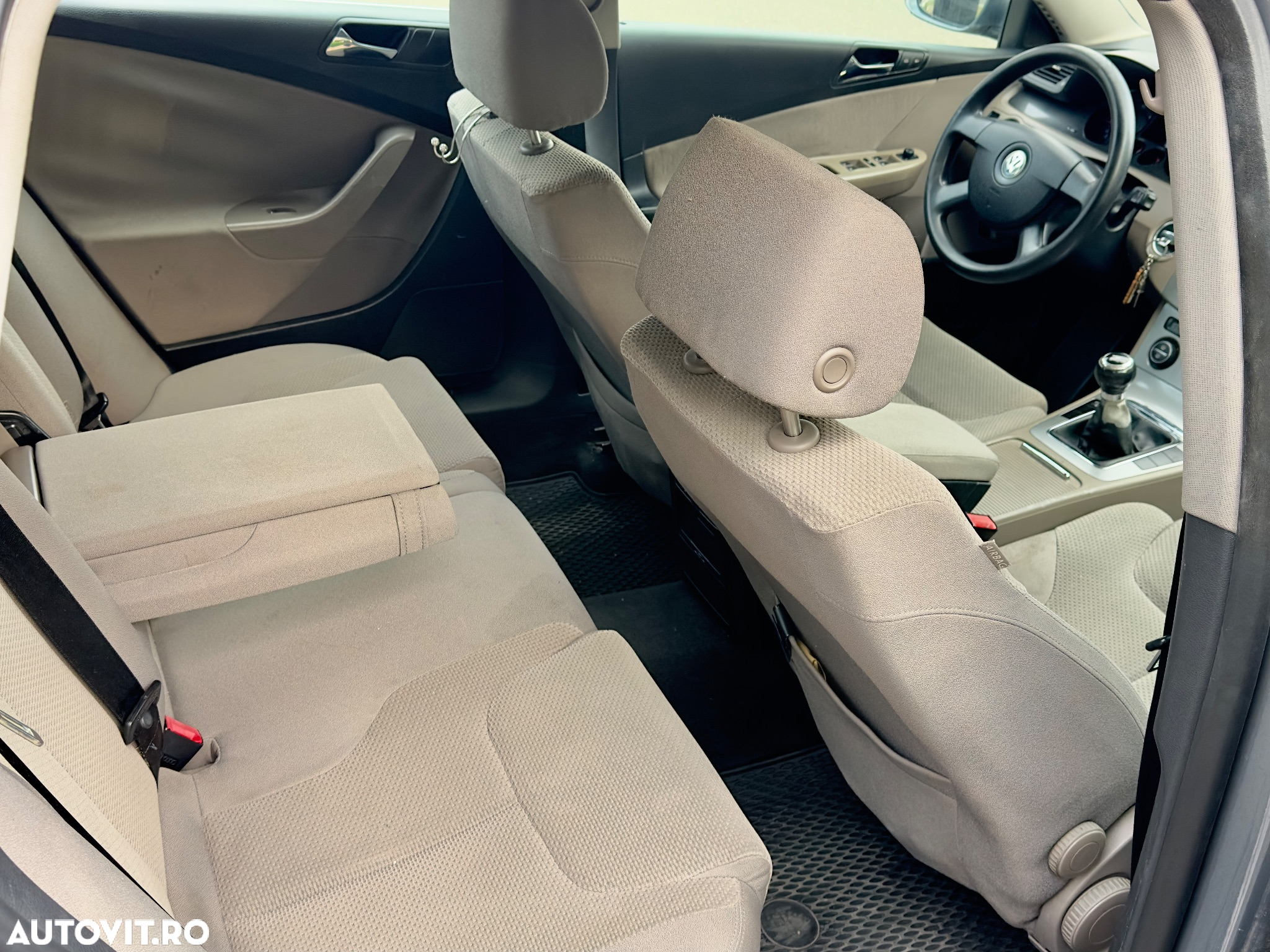 Volkswagen Passat Variant 2.0 TDI Comfortline - 10