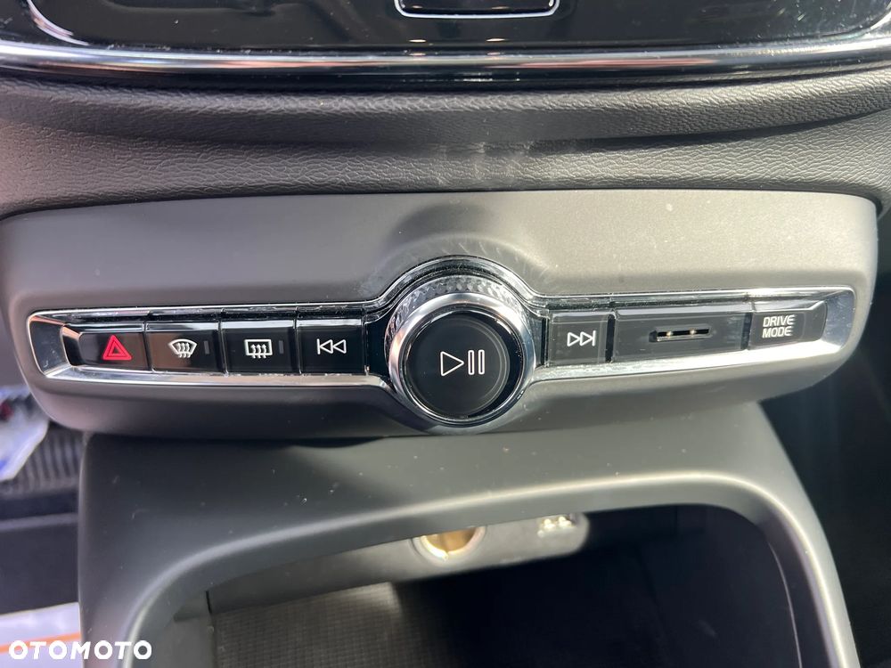 Volvo XC 40 - 26