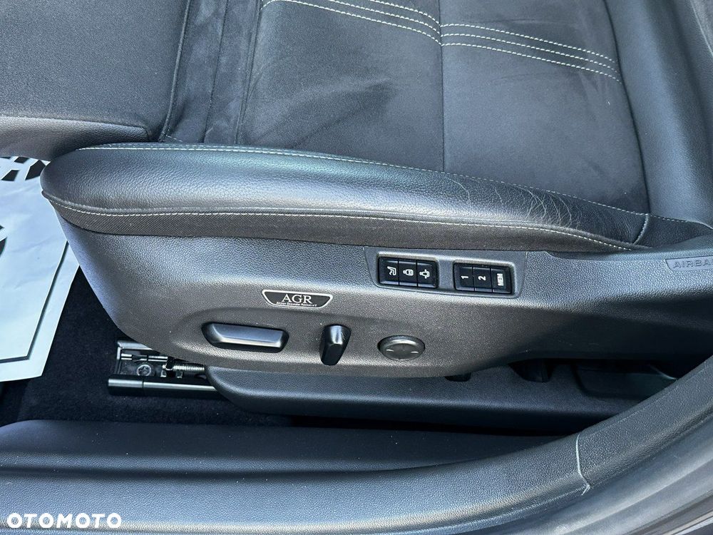 Opel Insignia - 11
