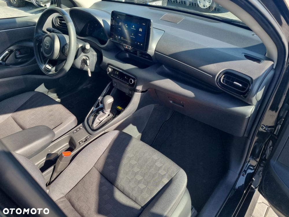 Toyota Yaris Hybrid 1.5 Style - 11