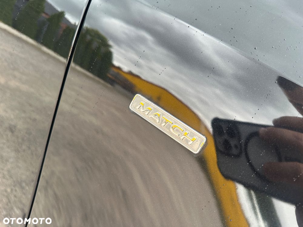 Volkswagen Polo 1.2 TSI MATCH - 10