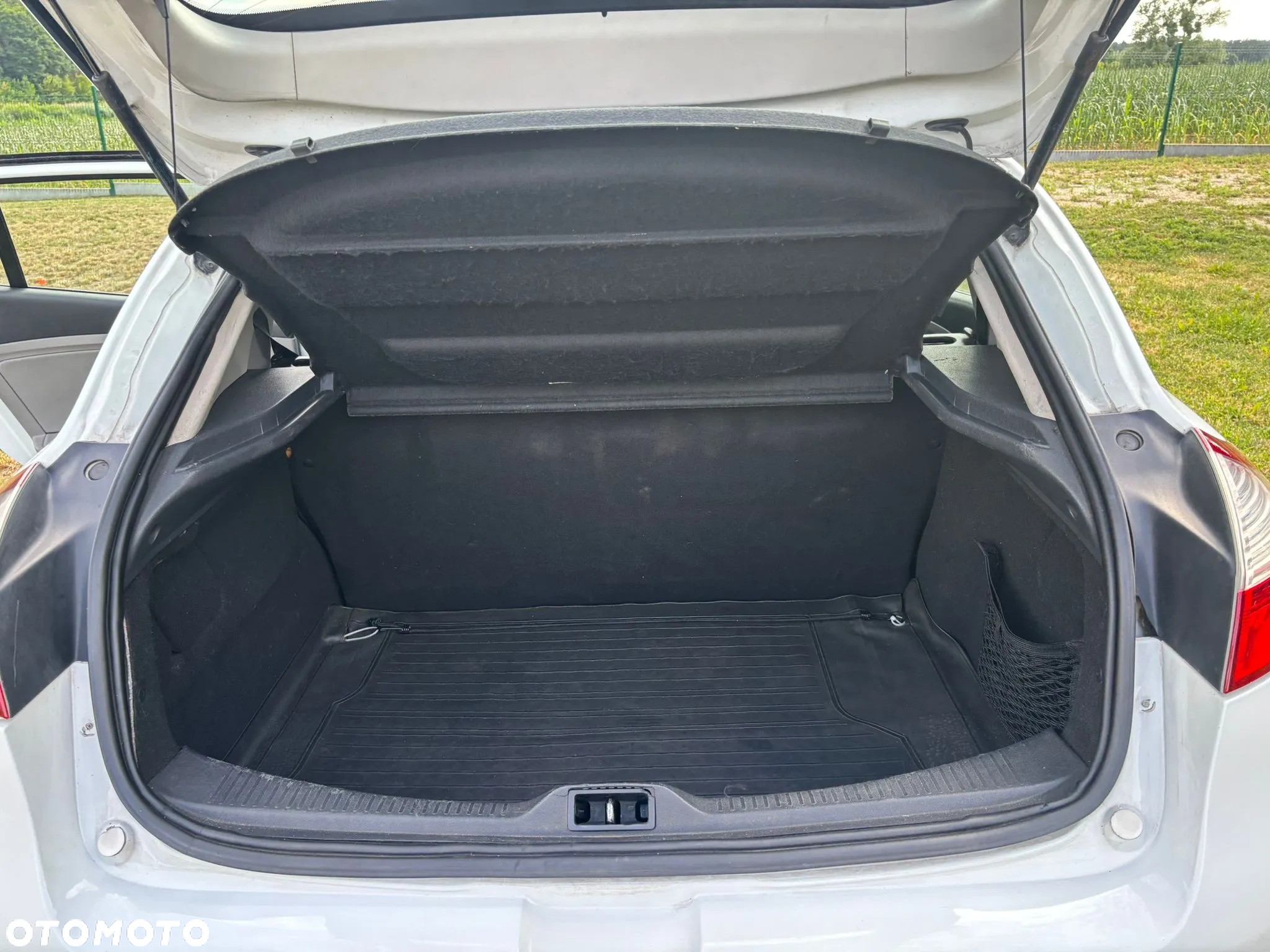 Renault Megane 1.5 dCi Authentique - 9