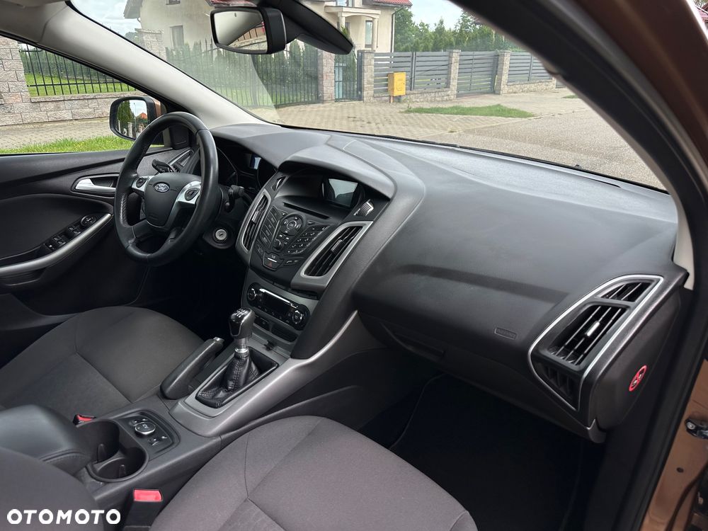 Ford Focus 2.0 TDCi Titanium - 16
