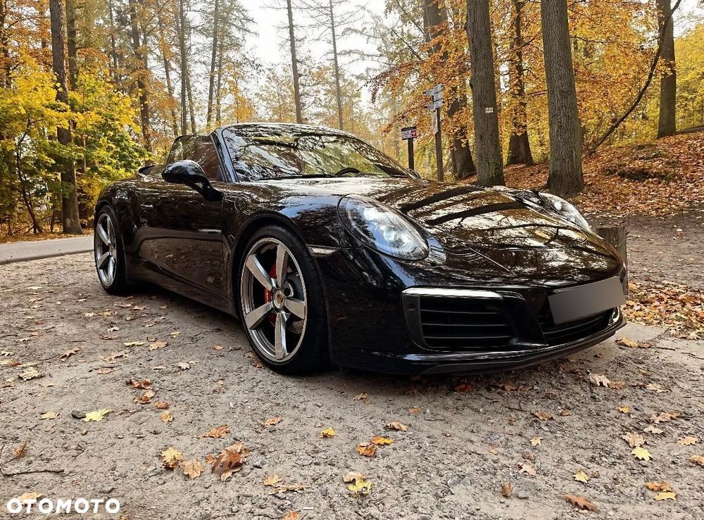 Porsche 911 Carrera 4S PDK Cabrio - 7