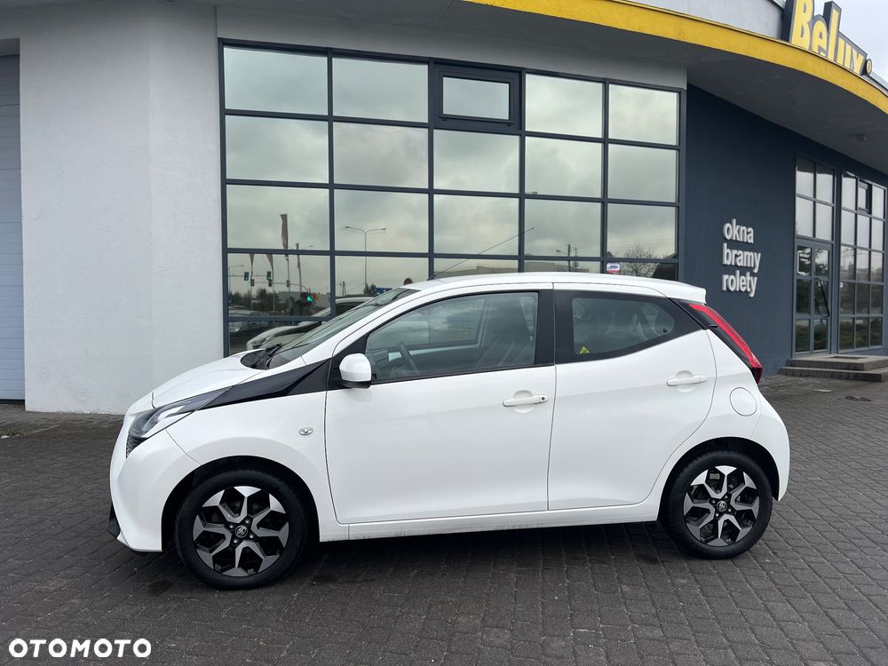 Toyota Aygo x-clusiv - 5