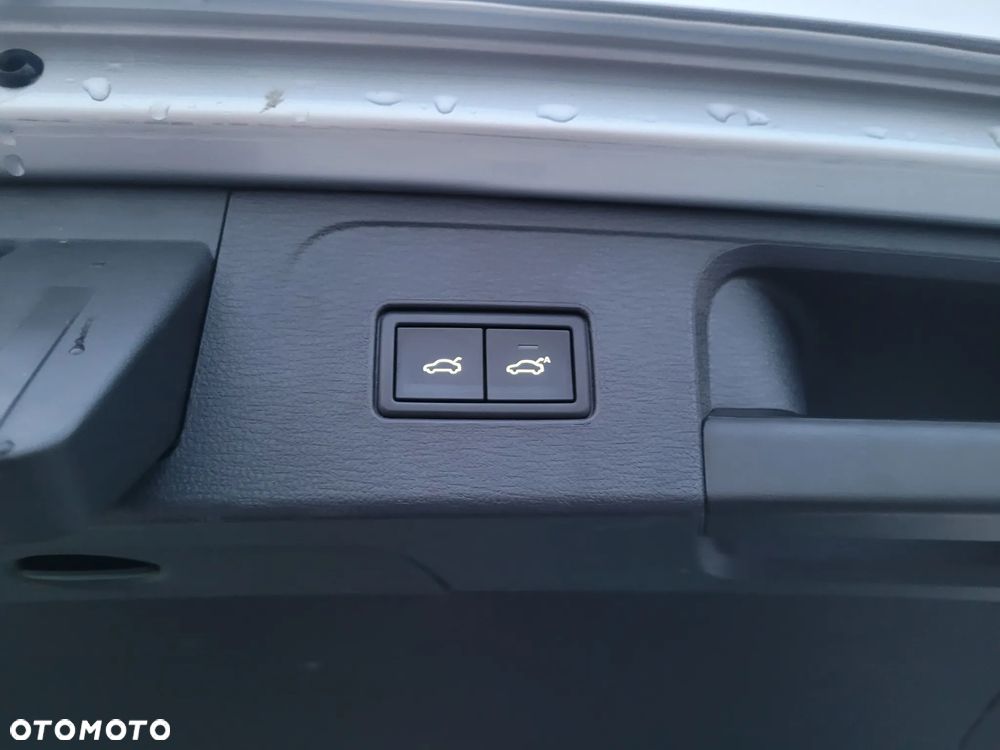 Volkswagen Passat Variant 1.4 TSI Plug-In-Hybrid DSG GTE - 24
