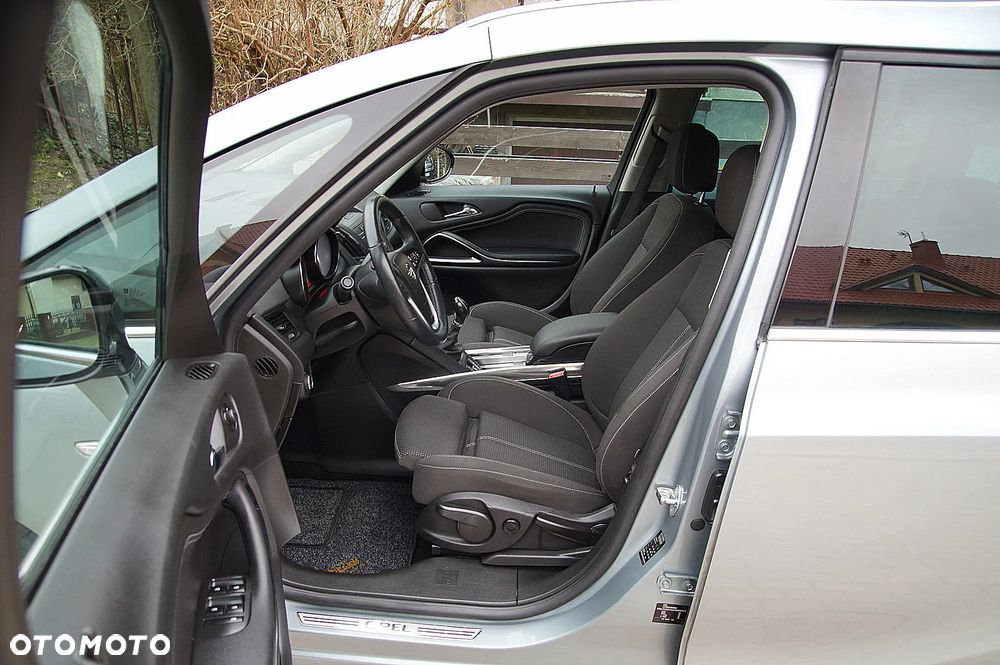 Opel Zafira 1.6 T SIDI Cosmo S&S - 19