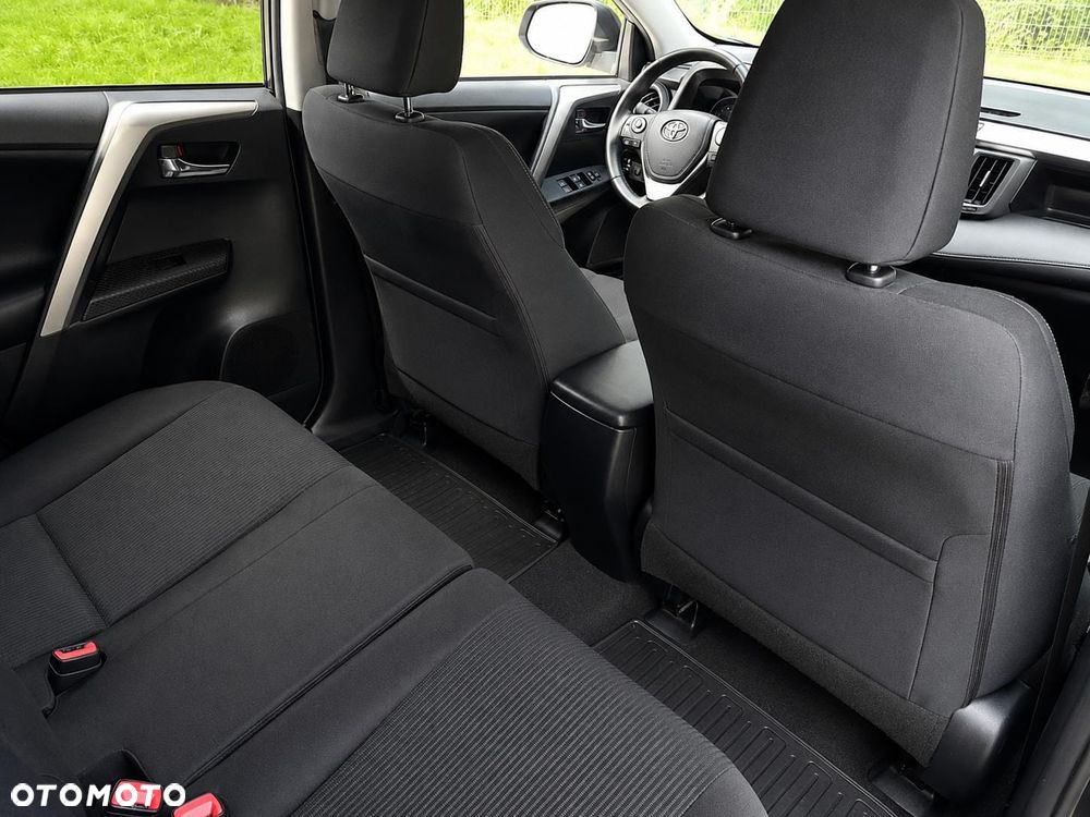 Toyota RAV4 2.0 D-4D Premium 4x2 - 16