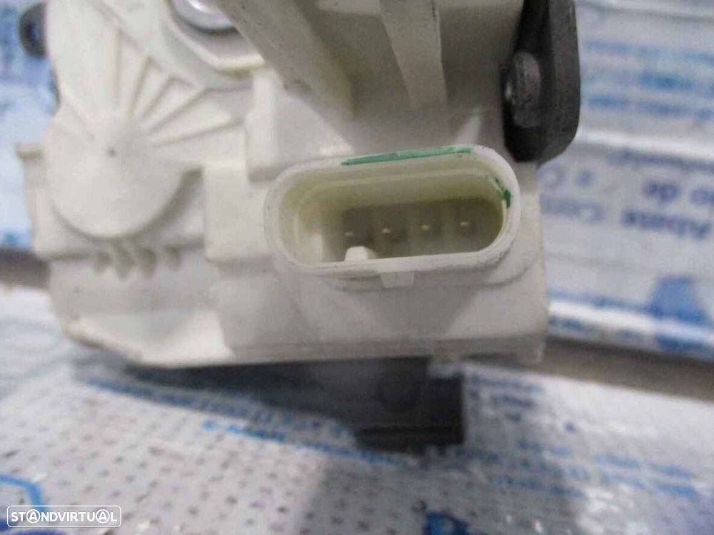 Fecho A2047201535 MERCEDES W204 S204 2010 C220cdi 170CV 5P PRETO FE 4 PINOS - 5