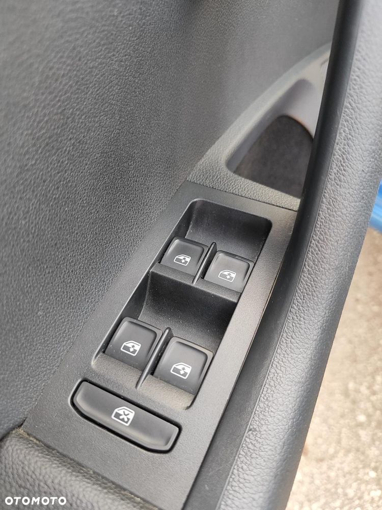 Skoda Octavia 1.4 TSI Ambition - 12