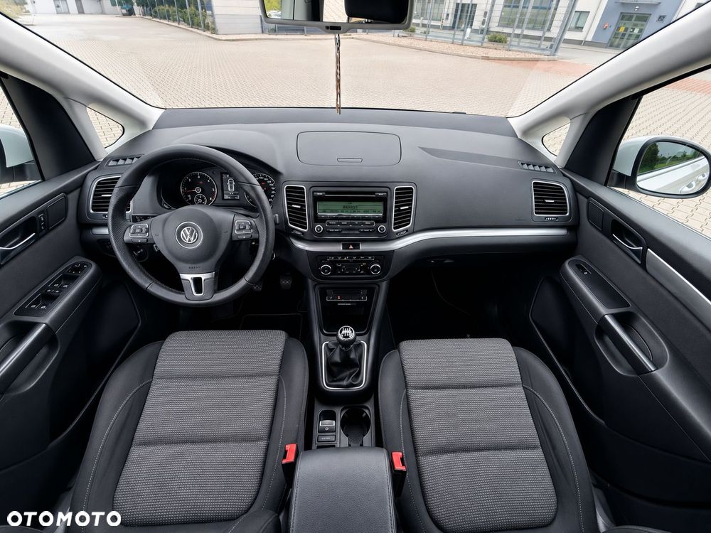 Volkswagen Sharan 2.0 TDI DPF BlueMotion Comfortline - 20
