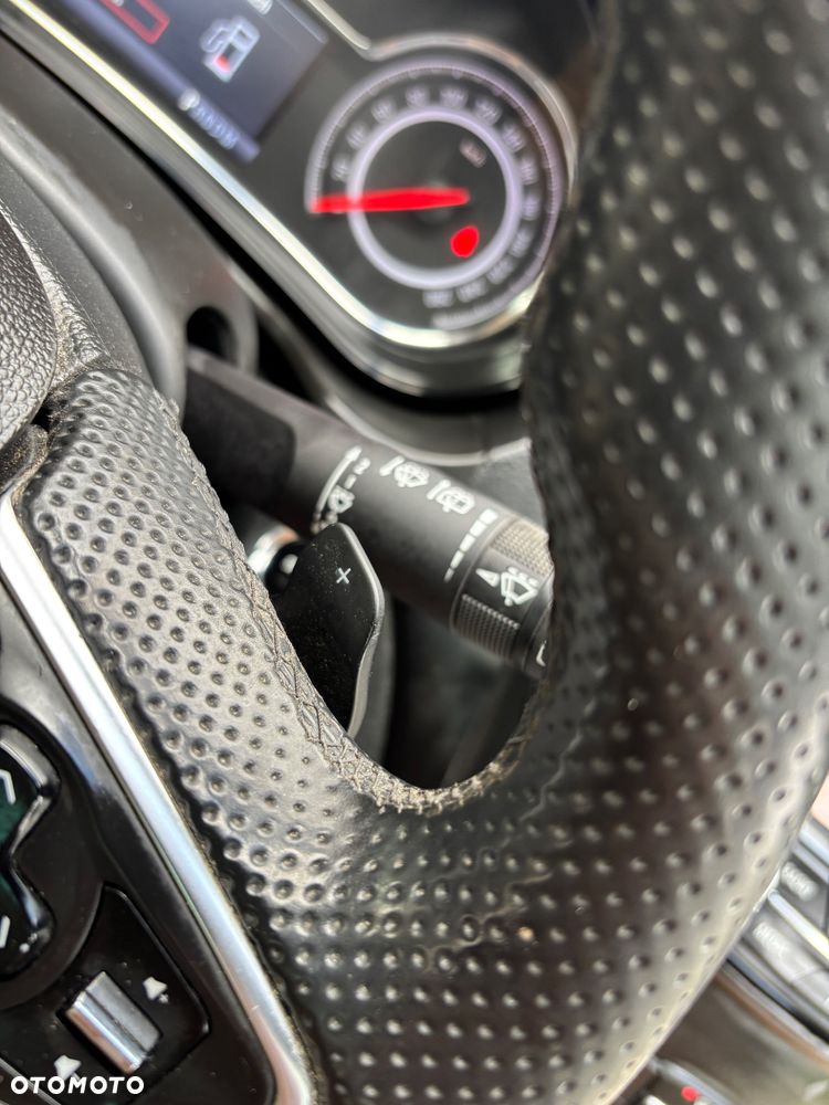 Opel Insignia 2.0 Bi Turbo CDTI 4x4 - 23