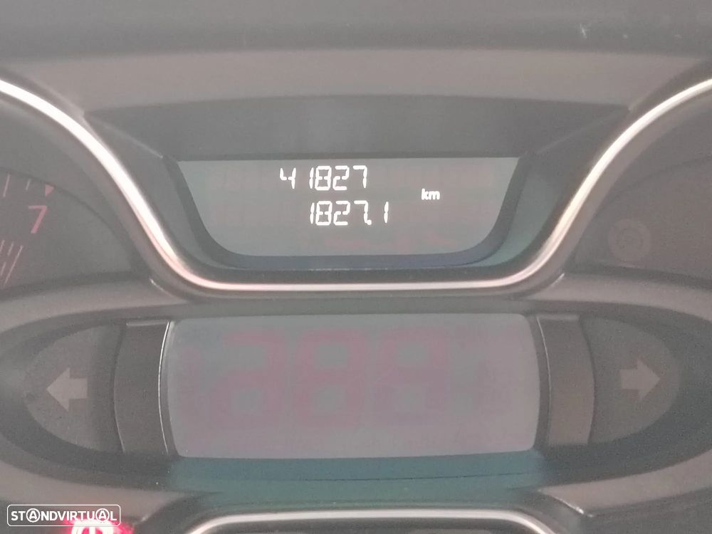 Renault Captur 0.9 TCE Exclusive - 4