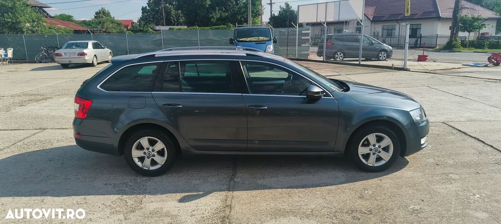 Skoda Octavia 1.6 TDI Ambiente - 4