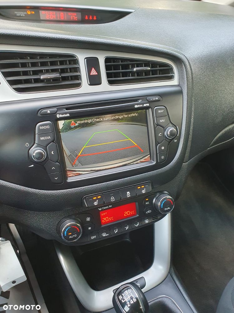 Kia Ceed 1.6 GDI XL - 9