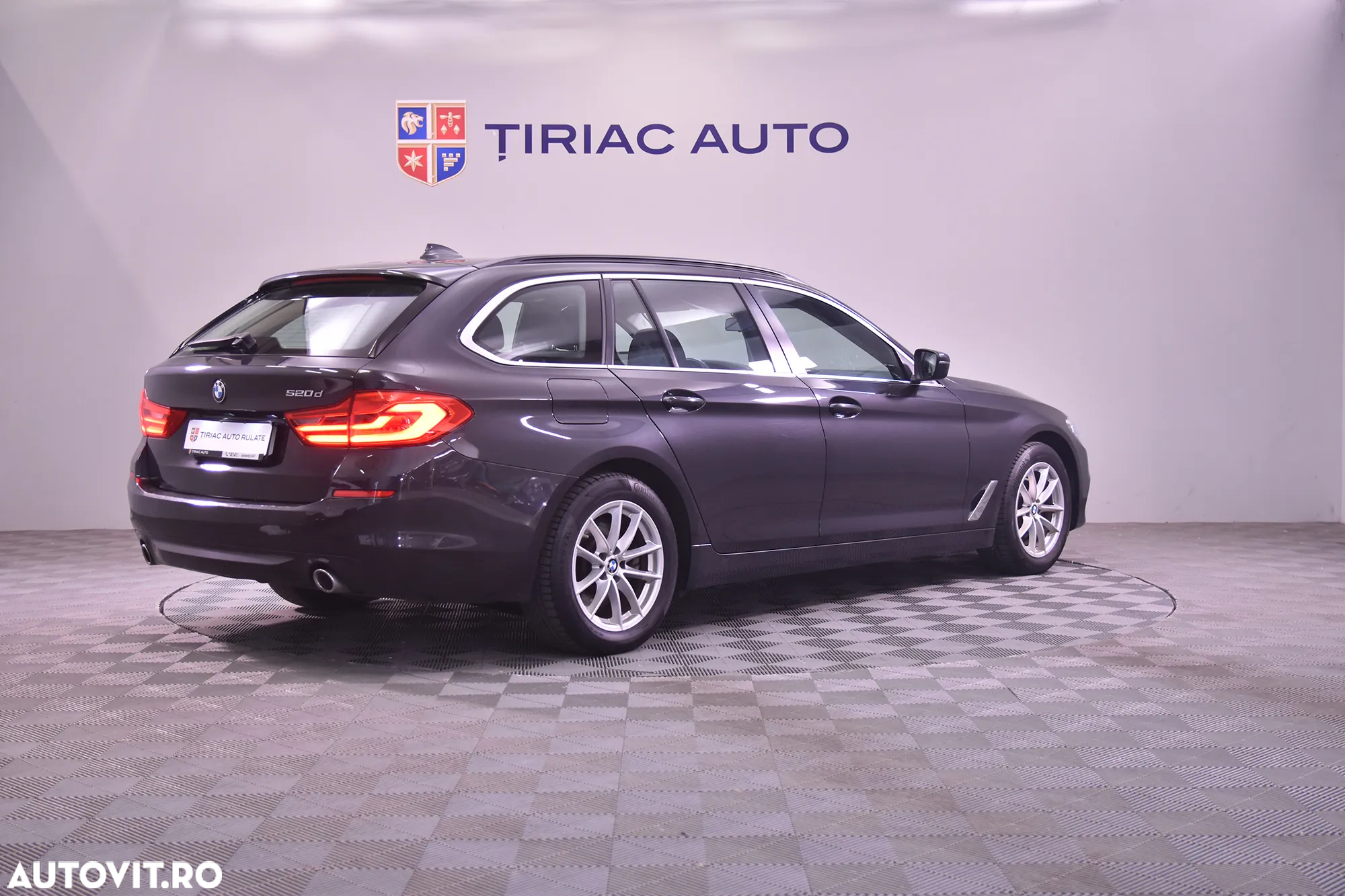 BMW Seria 5 520d AT - 5