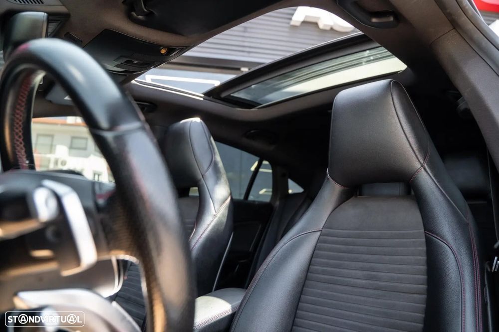 Mercedes-Benz CLA 220 d Shooting Brake AMG Line Aut. - 4