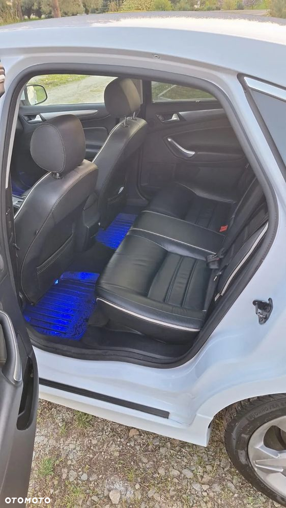 Ford Mondeo 2.0 TDCi Titanium - 12